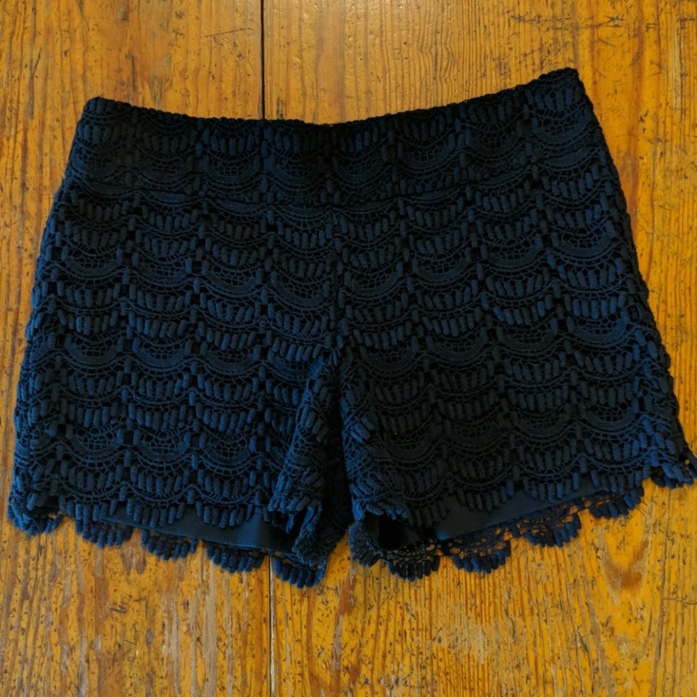 LOFT Scalloped Lace Shorts